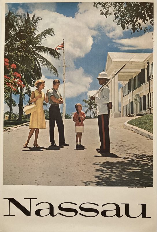 Family group and Bahamanian sentry